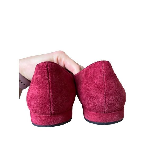 Stuart Weitzman Lys Scarlet Suede Fleur De Lis Red Flats Loafers sz 9.5 - Picture 8 of 10